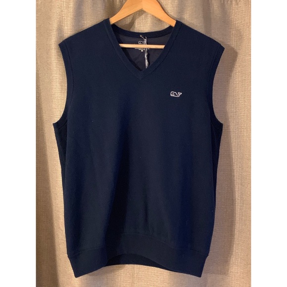 Vineyard Vines Other - NWT Vineyard Vines vest Medium